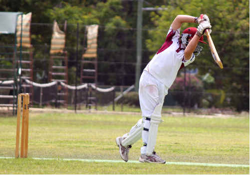 PERFECT DRIVE: Brother’s Ben Curren displays the great technique that lead to him being Emerald’s top scorer at Rundle Park during Saturday’s clash with Blackwater. sg-271110-080 PERFECT DRIVE: Brother’s Ben Curren displays the great technique that lead to him being Emerald’s top scorer at Rundle Park during Saturday’s clash with Blackwater. sg-271110-080